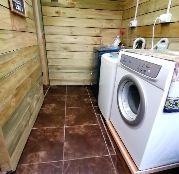 ベッドアンドブレックファースト Hostal Playa Hermosa