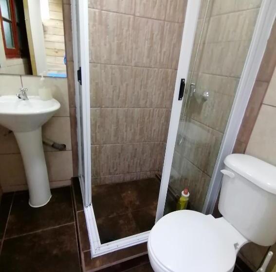 ベッドアンドブレックファースト Hostal Playa Hermosa