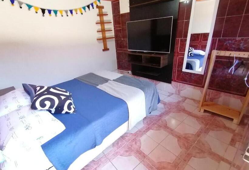 ベッドアンドブレックファースト Hostal Playa Hermosa