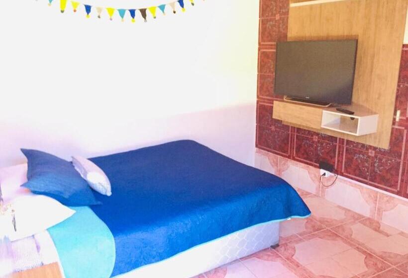 ベッドアンドブレックファースト Hostal Playa Hermosa