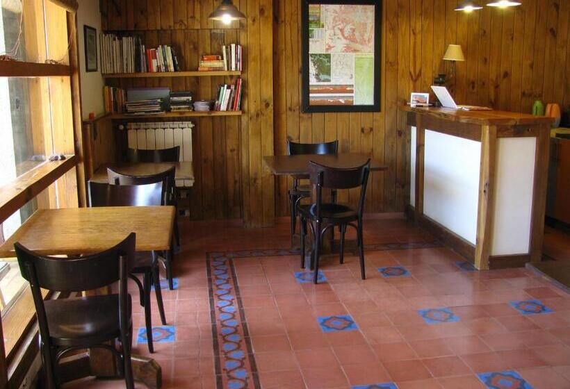 تختخواب و صبحانه Patagonicus