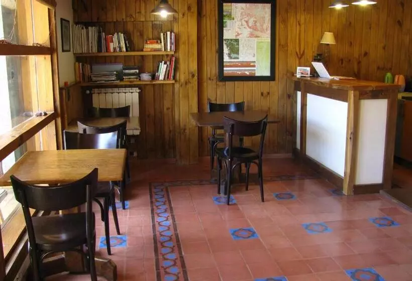 تختخواب و صبحانه Patagonicus