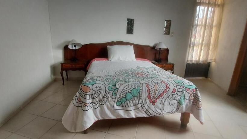 هتل Casa Dulcinea