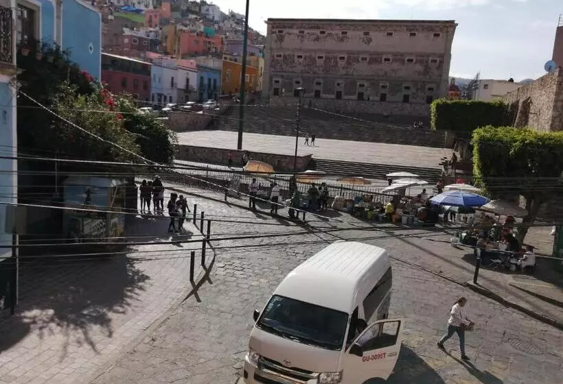 هتل Casa Dulcinea