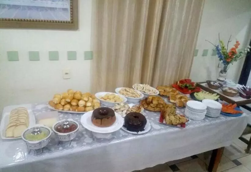 ホテル Catalao Palace