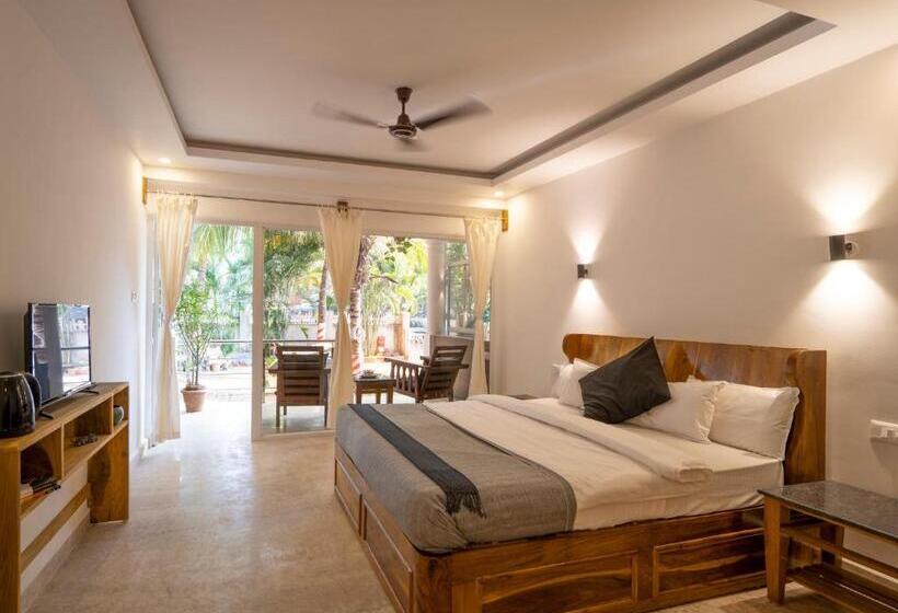 Отель Crystall Goa Emerald Edition