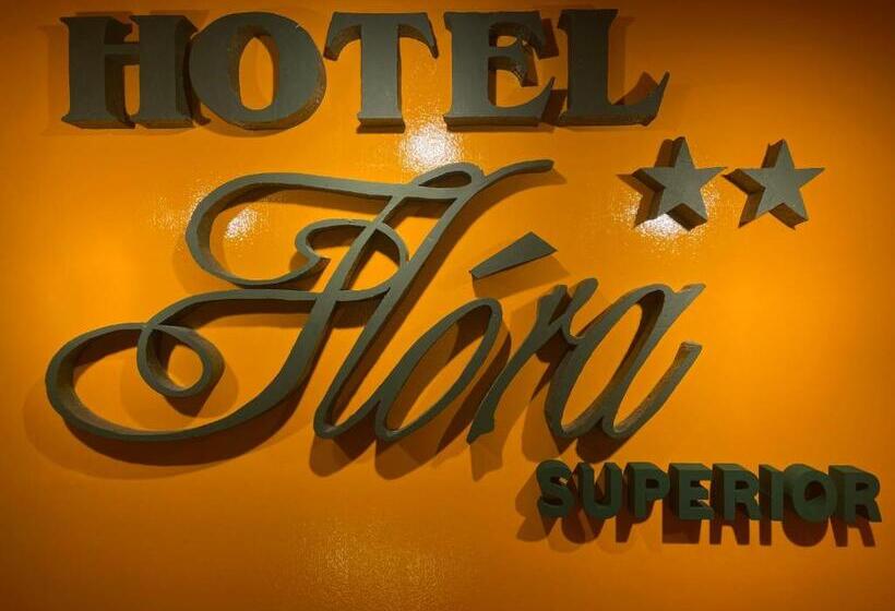 Отель Flóra
