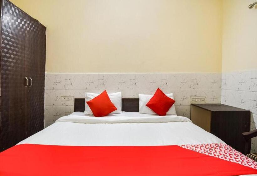 Hotel Oyo Anjani Mahal Guest House