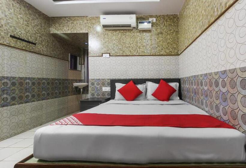Hotel Oyo Flagship M. P Residency