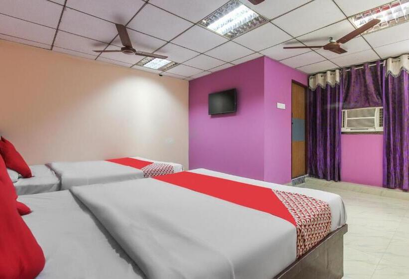 Hotel Oyo Flagship M. P Residency