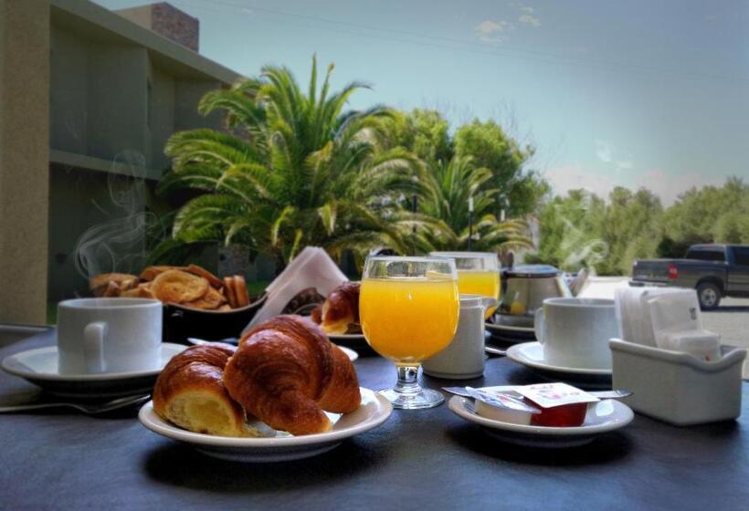 Отель Pergamino