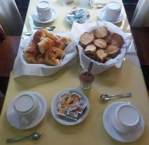 Hotelli Pinar Del Sol