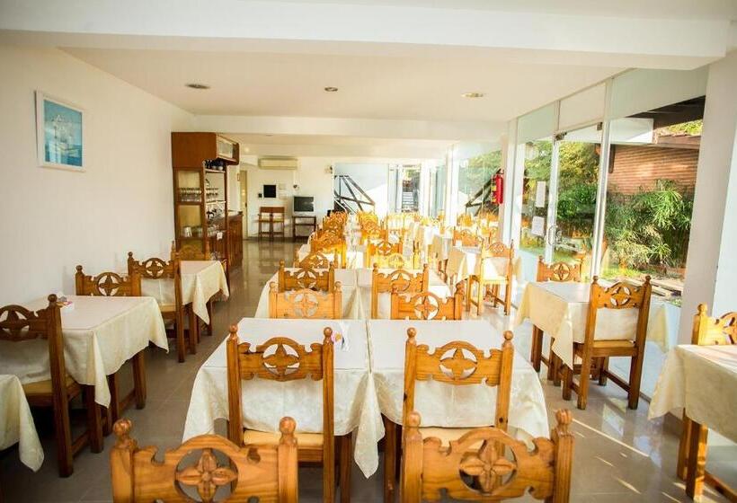 בית מלון כפרי Pinar Del Sol