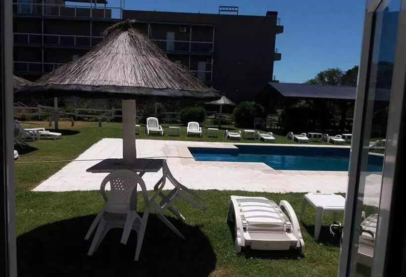 Hotelli Pinar Del Sol