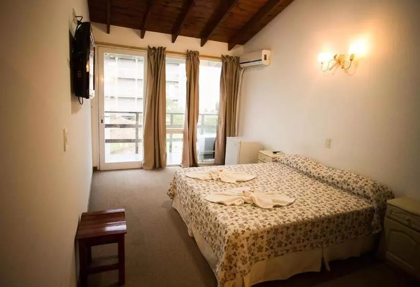 Hotelli Pinar Del Sol