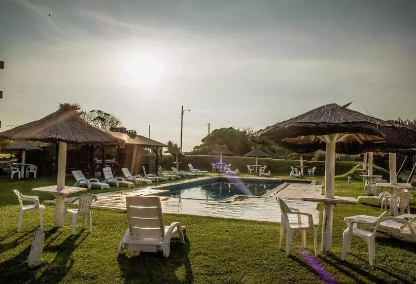 Hotelli Pinar Del Sol