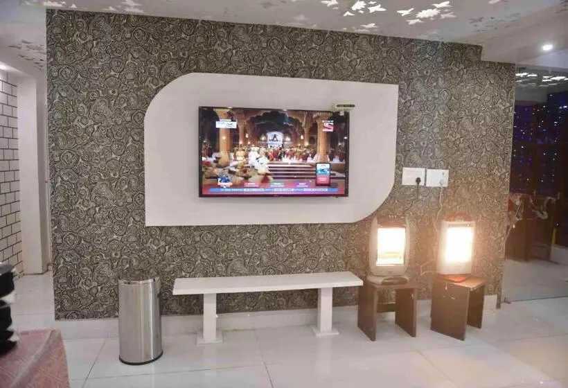 Hotel Pinnacle
