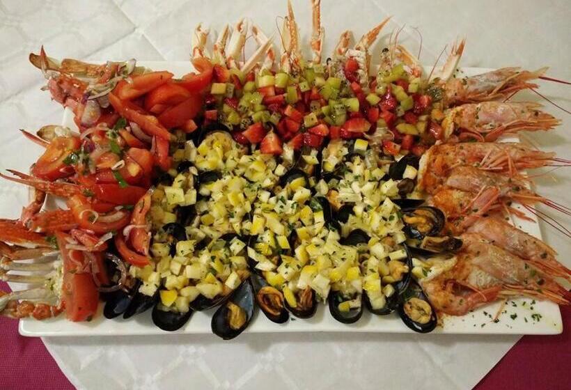 ホテル Ristorante Da Marco