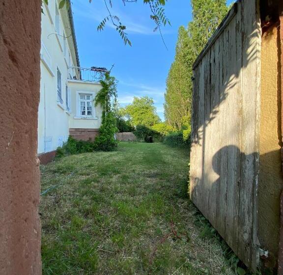 בית מלון כפרי Schloss Hainfeld