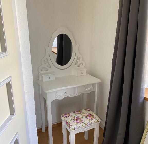 בית מלון כפרי Schloss Hainfeld