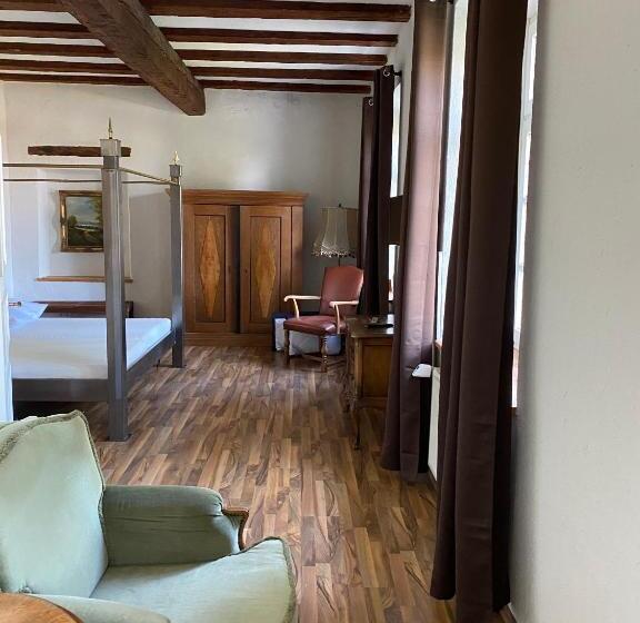 בית מלון כפרי Schloss Hainfeld