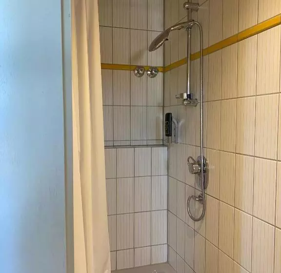 Hotelli Schloss Hainfeld