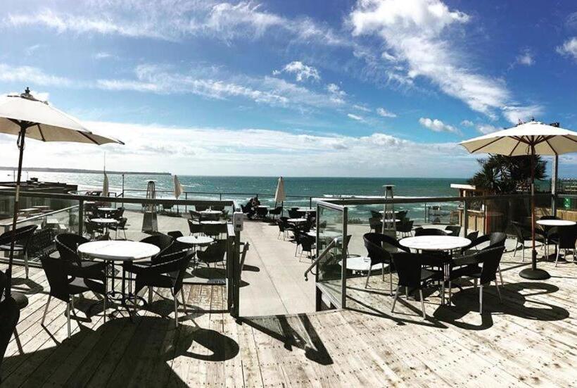 酒店 The Addresse On The Beach