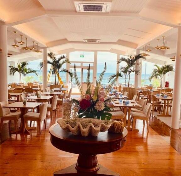 酒店 The Addresse On The Beach