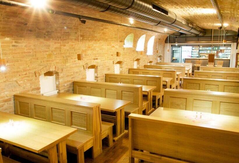 酒店 Vinař Kurdějov