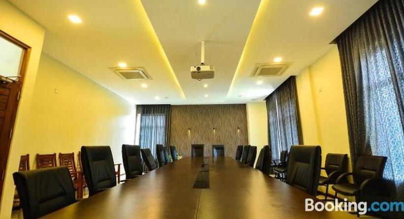 Kethumathee Hotel & Banquet