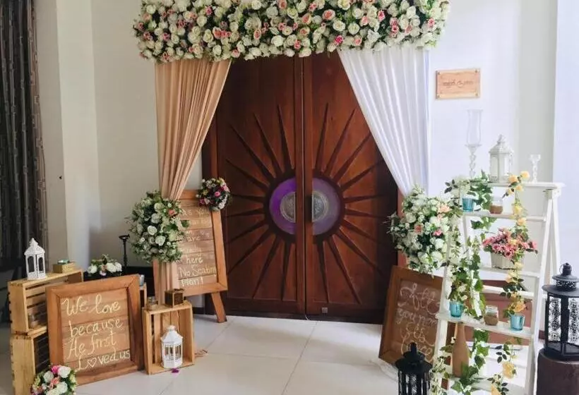 Kethumathee Hotel & Banquet