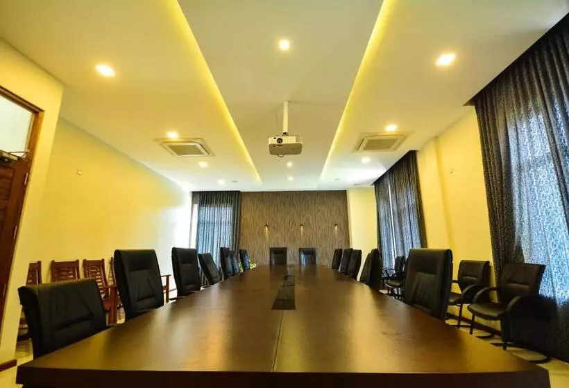 Kethumathee Hotel & Banquet