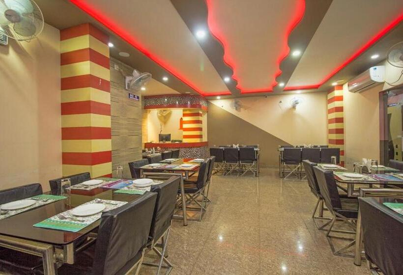 Oyo Flagship Hotel Ghakhel