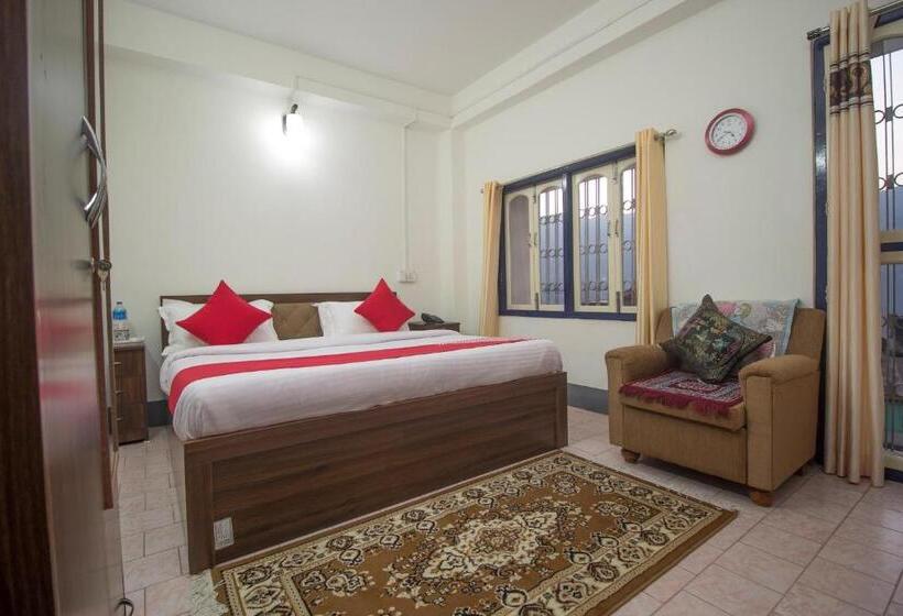 Oyo Flagship Hotel Ghakhel