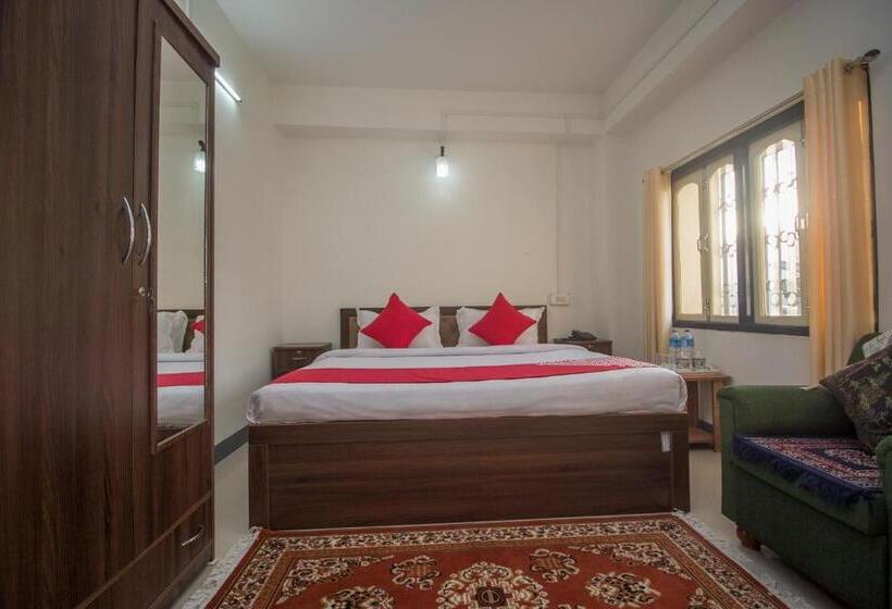 Oyo Flagship Hotel Ghakhel