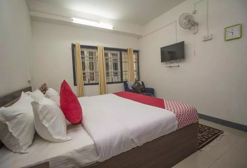 Oyo Flagship Hotel Ghakhel