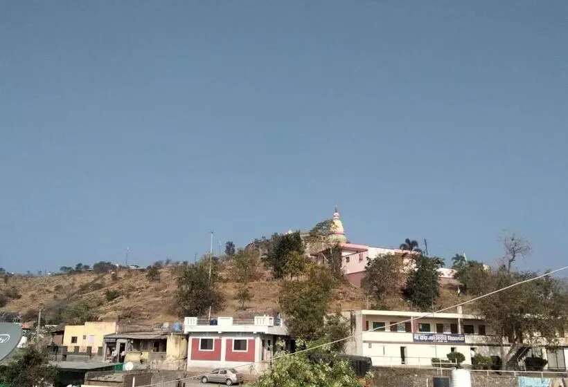 ペンション अतिथी निवास