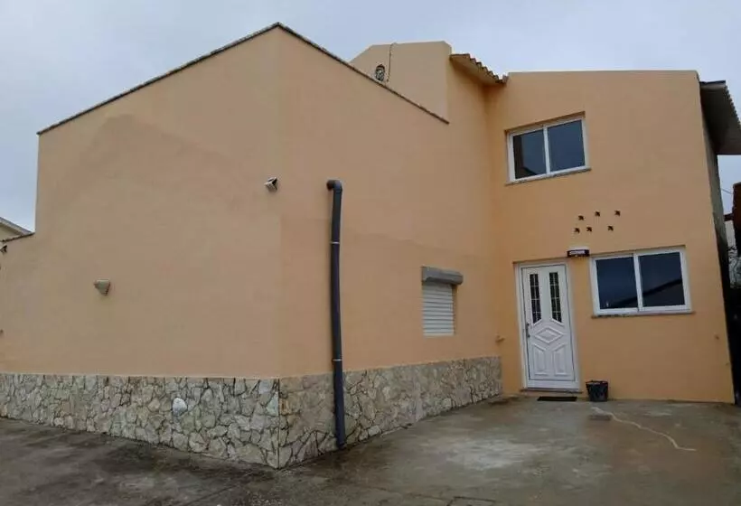 ペンション Alcôa House