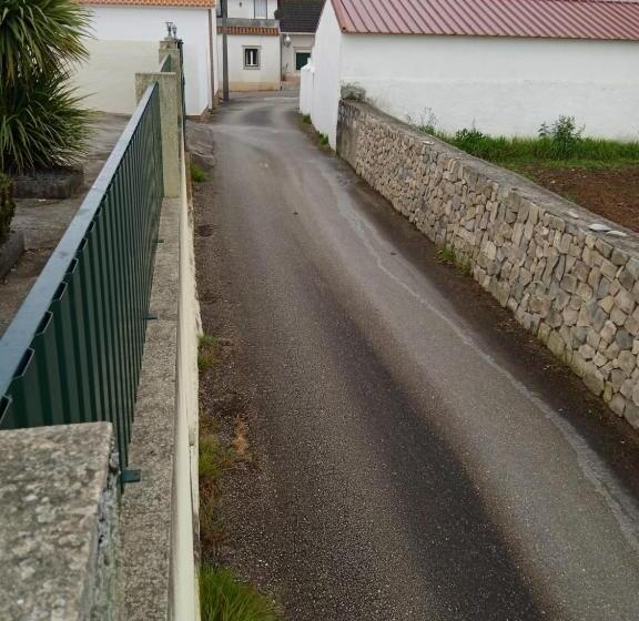 Пансион Alcôa House