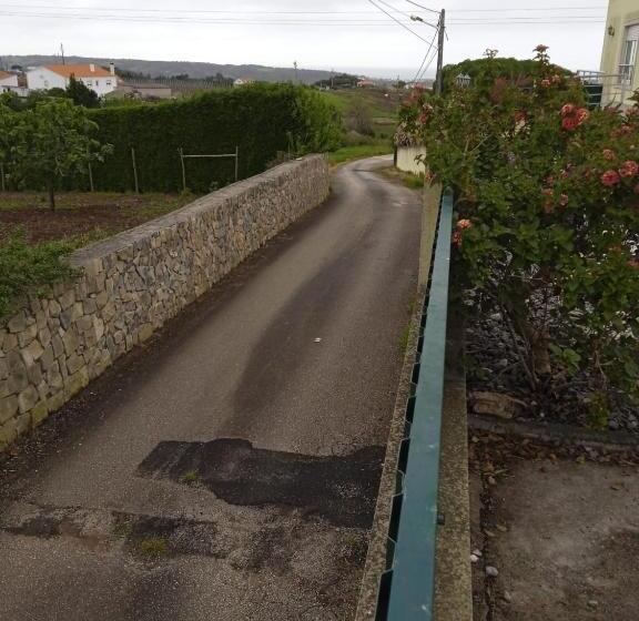 Пансион Alcôa House