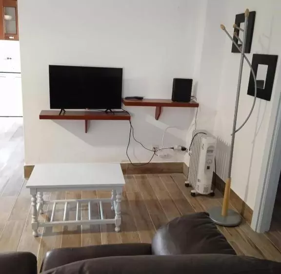 ペンション Alcôa House