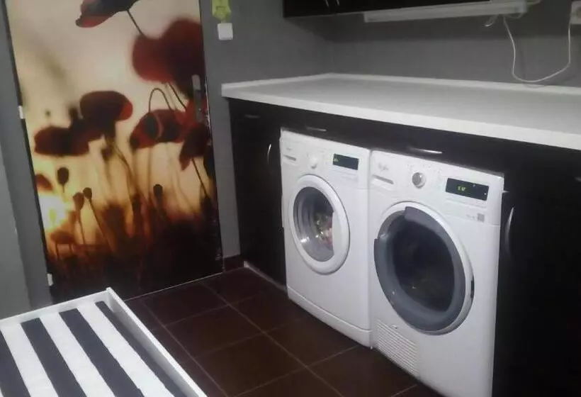 Majatalo Apartmán V Suterénu