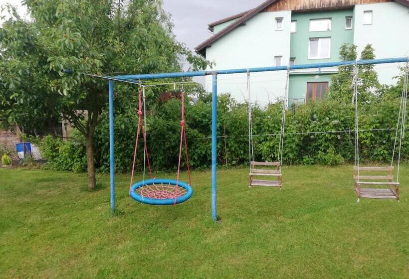 פנסיון Apartmán V Suterénu