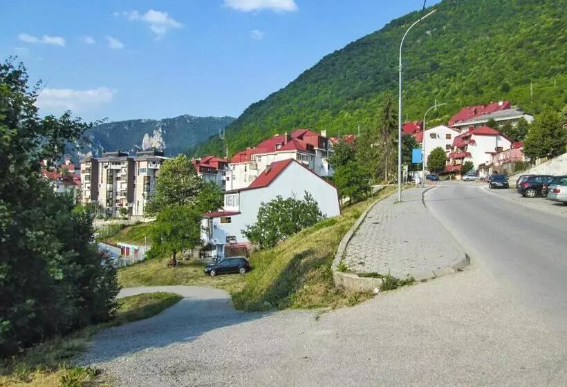 پانسیون Guesthouse Mirkovic