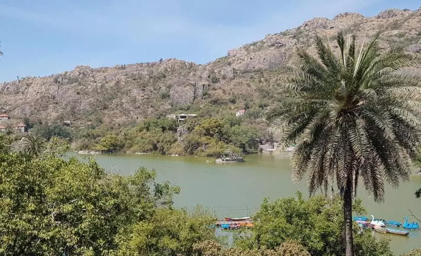 Majatalo Lavish Rooms With Amazing Views Of Nakki Lake