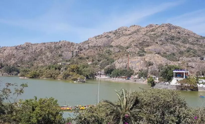 Majatalo Lavish Rooms With Amazing Views Of Nakki Lake