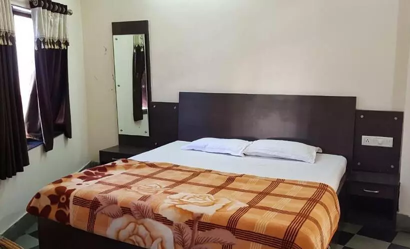 Majatalo Lavish Rooms With Amazing Views Of Nakki Lake