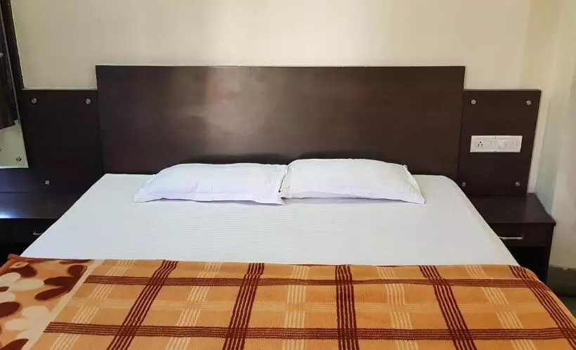 Majatalo Lavish Rooms With Amazing Views Of Nakki Lake