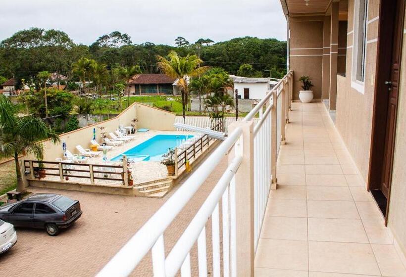 פנסיון Residencial Havaí