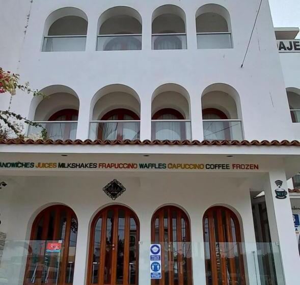 펜션 Residencial Maria Bonita